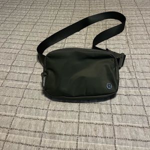 Lululemon belt bag